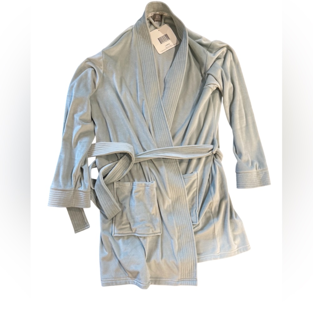 Cozy All Day Super Soft Robe- size L